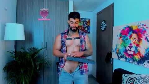 Snapshot of naughty_dominant chatting on 10-24-25, 03:08 Miller online show from 10-24-25, 03:08