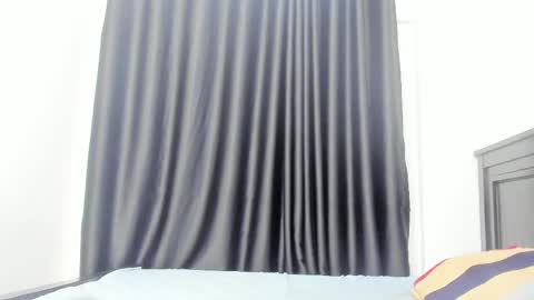 naughty_dreamss online show from 04-21-26, 07:50