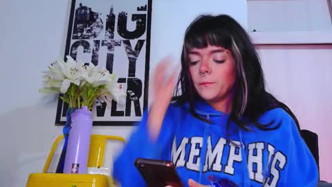 Em  please help me reach 100 thumbs up 3 online show from 11-16-25, 06:41