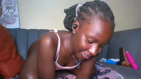 Snapshot of naughty_jee chatting on 10-12-25, 11:20 jee online show from 10-12-25, 11:20