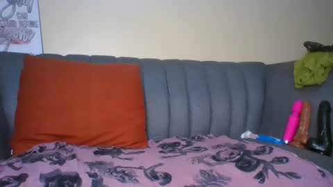 Snapshot of naughty_jee chatting on 10-13-25, 03:06 jee online show from 10-13-25, 03:06