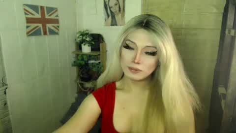 Snapshot of naughty_kim20 chatting on 06-28-26, 02:39 alexa online show from 06-28-26, 02:39