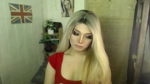 Snapshot of naughty_kim20 chatting on 07-06-26, 01:13 alexa online show from 07-06-26, 01:13