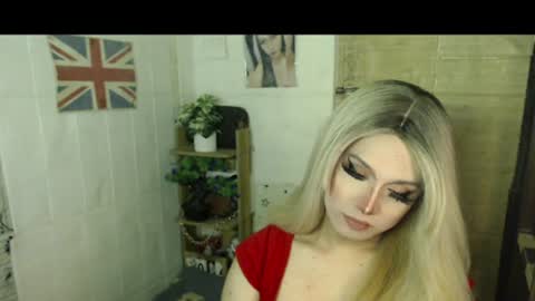 Snapshot of naughty_kim20 chatting on 07-13-26, 02:14 alexa online show from 07-13-26, 02:14