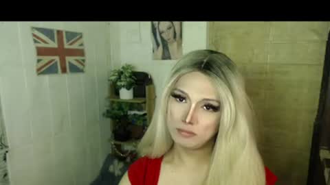 Snapshot of naughty_kim20 chatting on 07-15-26, 02:06 alexa online show from 07-15-26, 02:06