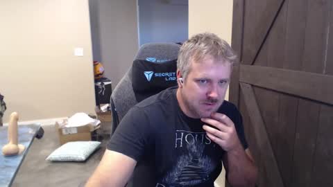 Snapshot of naughty_kinky1 chatting on 10-08-25, 03:42 Naughty kinky1 online show from 10-08-25, 03:42