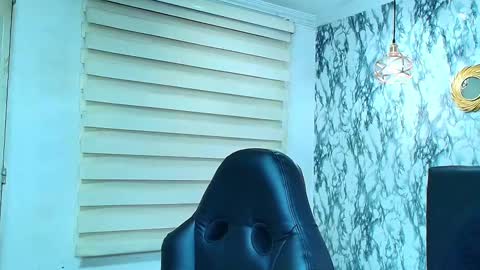 Kitten online show from 02-25-25, 11:30