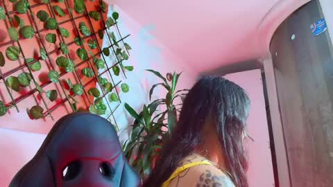 Kitten online show from 04-09-26, 05:40