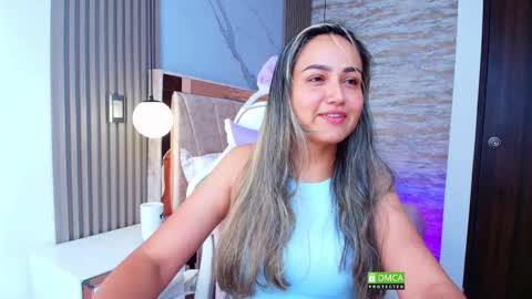 Snapshot of naughty_lilaa chatting on 10-22-25, 03:23 LILA online show from 10-22-25, 03:23