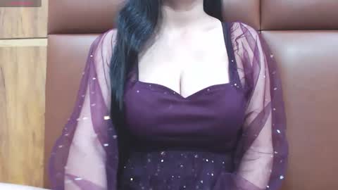 Snapshot of naughty_love489696 chatting on 01-06-26, 06:11 riya online show from 01-06-26, 06:11