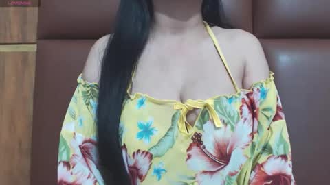 Snapshot of naughty_love489696 chatting on 05-06-26, 05:40 riya online show from 05-06-26, 05:40