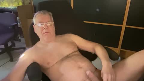 Snapshot of naughtydaddyla chatting on 02-23-25, 08:44 naughtydaddyla online show from 02-23-25, 08:44