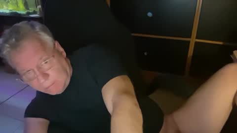 Snapshot of naughtydaddyla chatting on 02-26-25, 07:09 naughtydaddyla online show from 02-26-25, 07:09