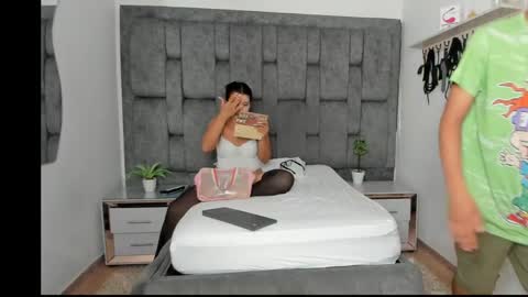 naughtyfusion_os online show from 04-04-26, 12:46