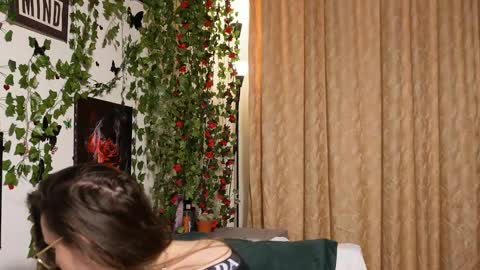 Mya Alexya online show from 10-19-25, 01:01