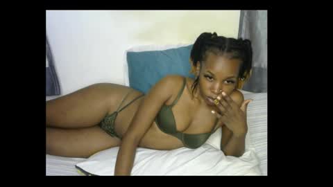 naughtyie online show from 10-19-25, 07:47