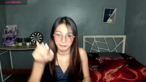 Snapshot of naughtyjanela chatting on 01-25-25, 04:23 naughtyjanela online show from 01-25-25, 04:23