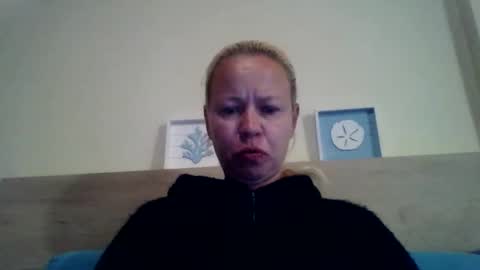 Snapshot of naughtyjennyblondeuk chatting on 05-06-26, 09:31 naughtyjennyblondeuk online show from 05-06-26, 09:31