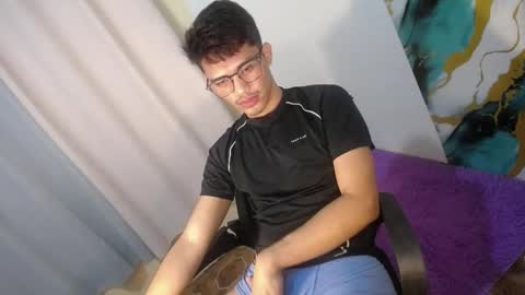 Snapshot of naughtyjosh_ chatting on 05-09-26, 05:12 Josh online show from 05-09-26, 05:12