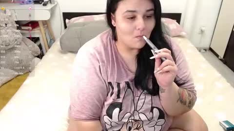 Snapshot of naughtykiss22 chatting on 01-25-25, 04:56 Chris online show from 01-25-25, 04:56