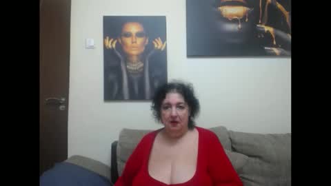 Snapshot of naughtykorin chatting on 11-25-25, 09:04 korin online show from 11-25-25, 09:04