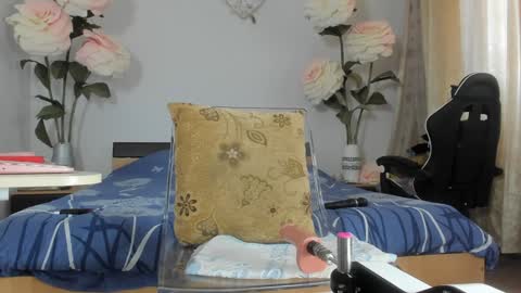 Cassie -  online show from 01-24-25, 10:00