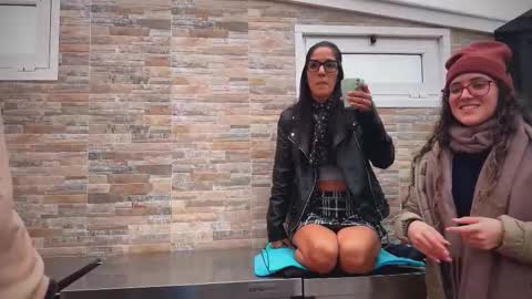 ANDREA STEPH  MIKE online show from 11-12-25, 10:26