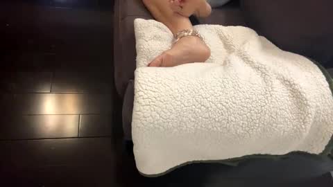 Naughty Nails online show from 10-16-25, 01:56