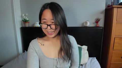 Snapshot of naughtynerdygirl chatting on 02-02-26, 12:37 Gigi Chu online show from 02-02-26, 12:37