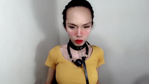 naughtypetiteangel online show from 10-14-25, 10:43