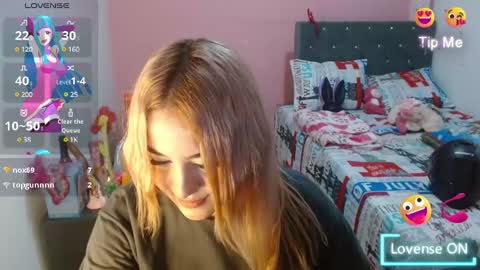 Snapshot of naughtyplayass chatting on 12-17-24, 06:42 naughtyplayass online show from 12-17-24, 06:42
