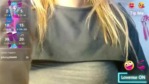 Snapshot of naughtyplayass chatting on 12-17-24, 10:00 naughtyplayass online show from 12-17-24, 10:00