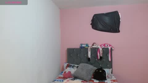 Snapshot of naughtyplayass chatting on 02-04-25, 09:41 naughtyplayass online show from 02-04-25, 09:41