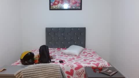 naughtyplayass online show from 12-19-25, 02:02