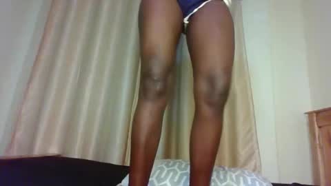 Snapshot of naughtyqueen12 chatting on 11-15-25, 12:19 naughtyqueen12 online show from 11-15-25, 12:19