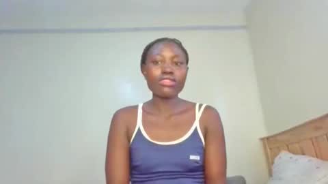 Snapshot of naughtyqueen12 chatting on 12-19-25, 09:16 naughtyqueen12 online show from 12-19-25, 09:16