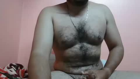 Snapshot of naughtyrj004 chatting on 02-05-26, 05:06 naughtymike online show from 02-05-26, 05:06