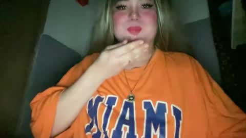 Snapshot of naughtyrosecum chatting on 02-07-26, 02:43 Rose Wilson online show from 02-07-26, 02:43