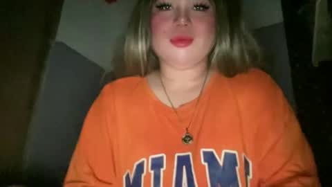 Snapshot of naughtyrosecum chatting on 02-24-26, 03:32 Rose Wilson online show from 02-24-26, 03:32