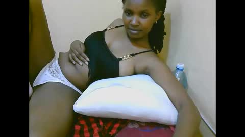 naughtyqueen online show from 10-11-25, 12:21