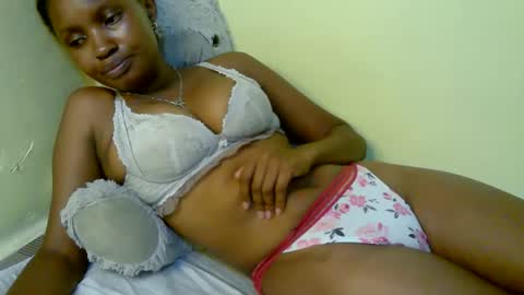 Snapshot of naughtysammur25 chatting on 02-02-26, 12:09 naughtyqueen online show from 02-02-26, 12:09