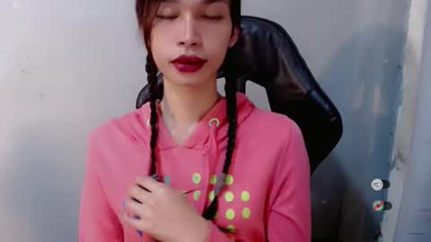 Celine online show from 10-08-25, 10:51