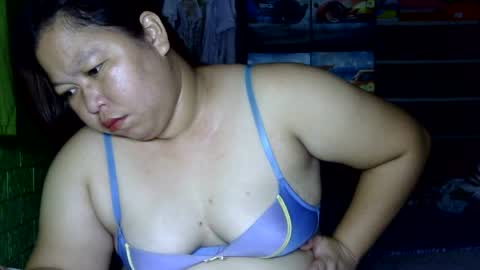 Snapshot of naughtyvina4u chatting on 07-11-26, 02:14 VI NA online show from 07-11-26, 02:14