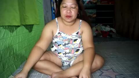Snapshot of naughtyvina4u chatting on 07-18-26, 01:54 VI NA online show from 07-18-26, 01:54