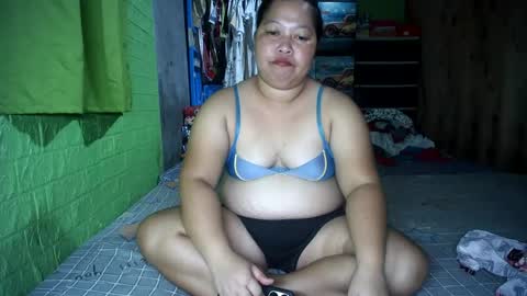 Snapshot of naughtyvina4u chatting on 07-19-26, 01:31 VI NA online show from 07-19-26, 01:31