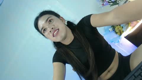 Snapshot of naughtywildvenice chatting on 02-16-25, 01:38 naughtywildvenice online show from 02-16-25, 01:38