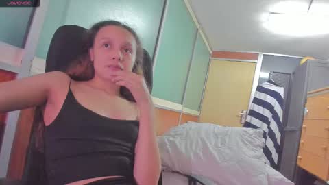 Arantxa online show from 02-06-25, 12:43