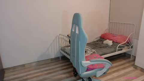 sabrina online show from 04-11-26, 03:22