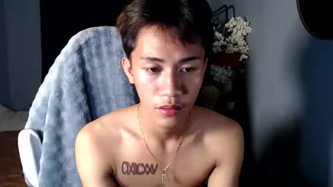 Snapshot of naugthyboyloy chatting on 03-12-26, 05:41 Loy online show from 03-12-26, 05:41