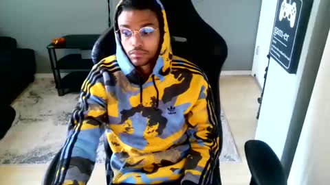 navonimoo online show from 02-19-26, 11:01